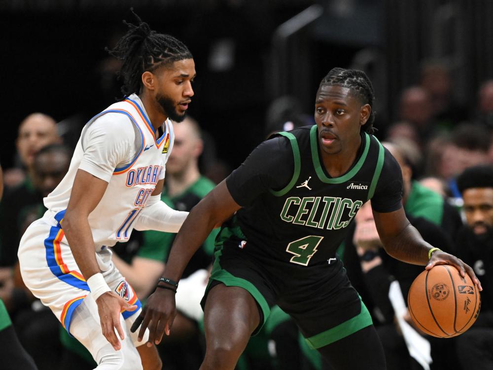 在赛后的采 在赛后的采